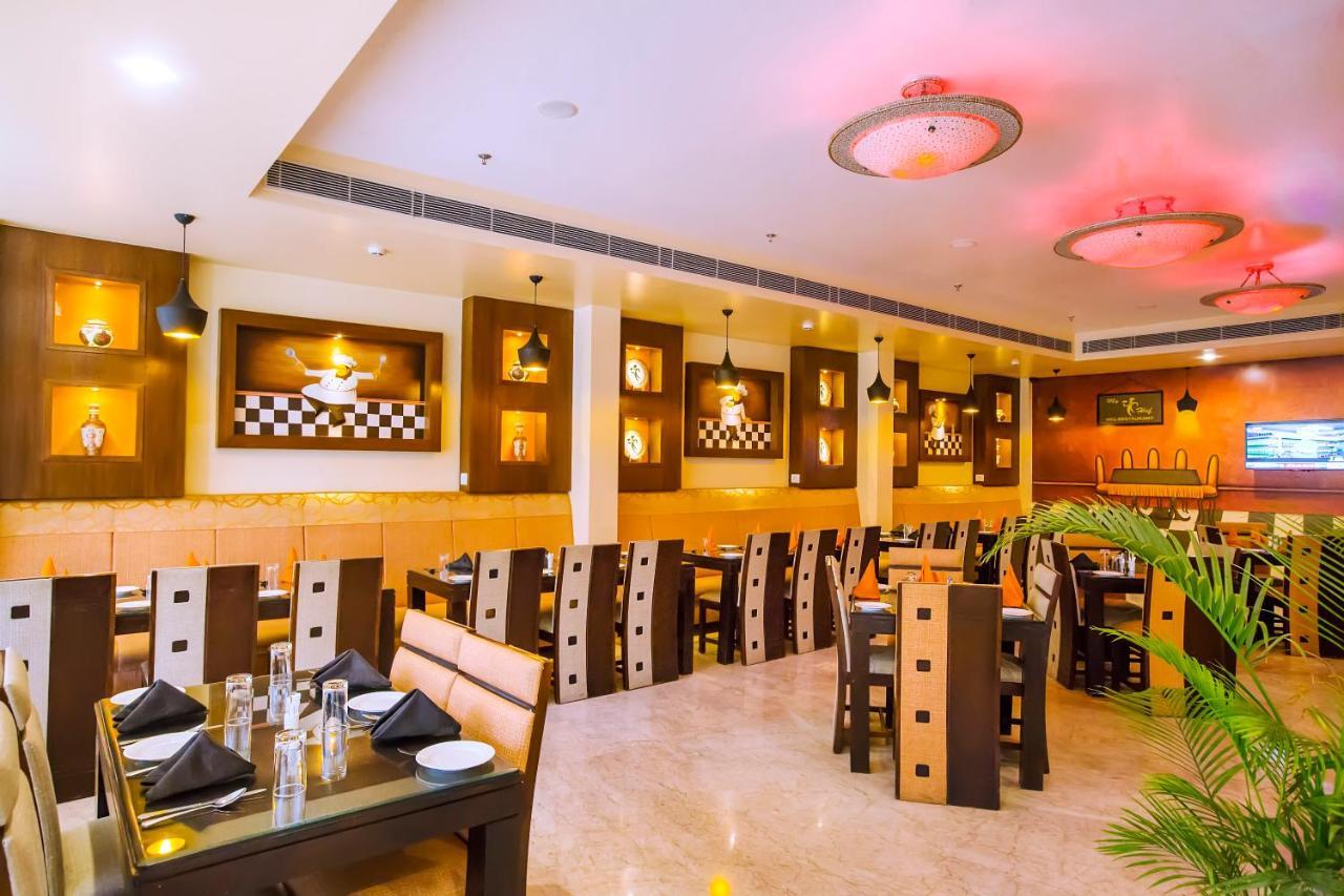 Hotel Kapish Smart-All Pure Veg Jaipur Luaran gambar