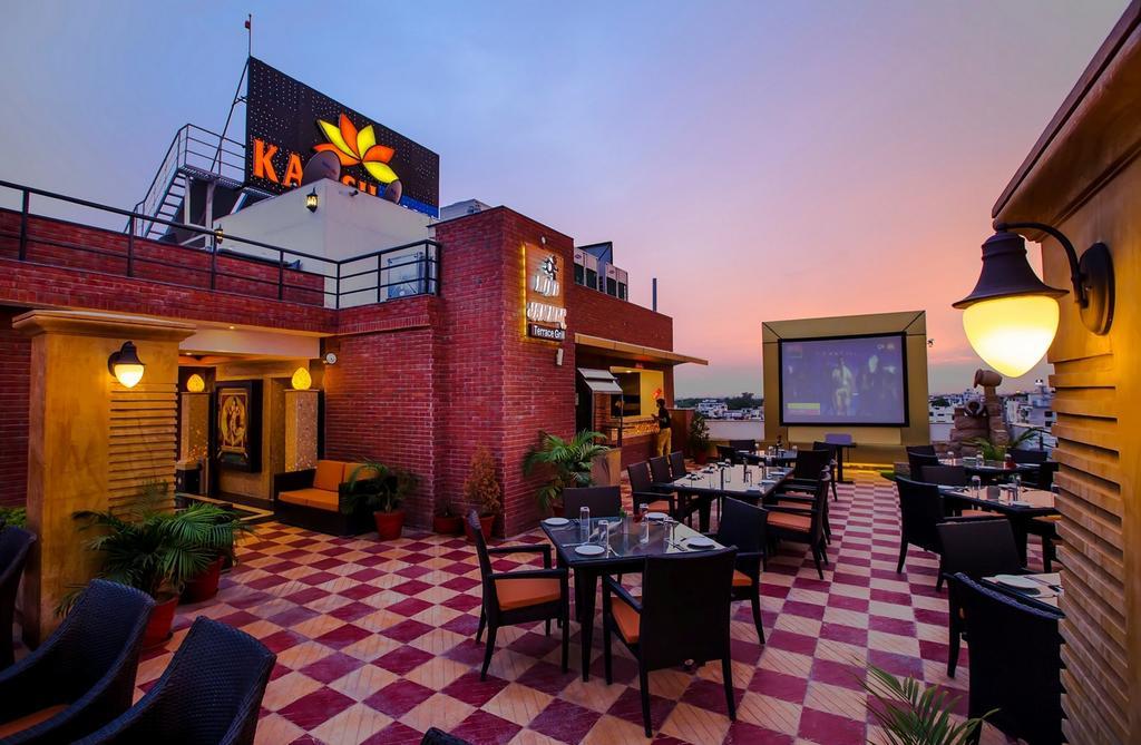 Hotel Kapish Smart-All Pure Veg Jaipur Luaran gambar