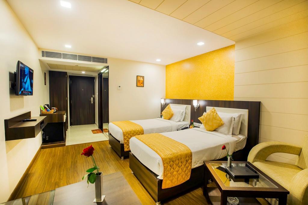 Hotel Kapish Smart-All Pure Veg Jaipur Luaran gambar