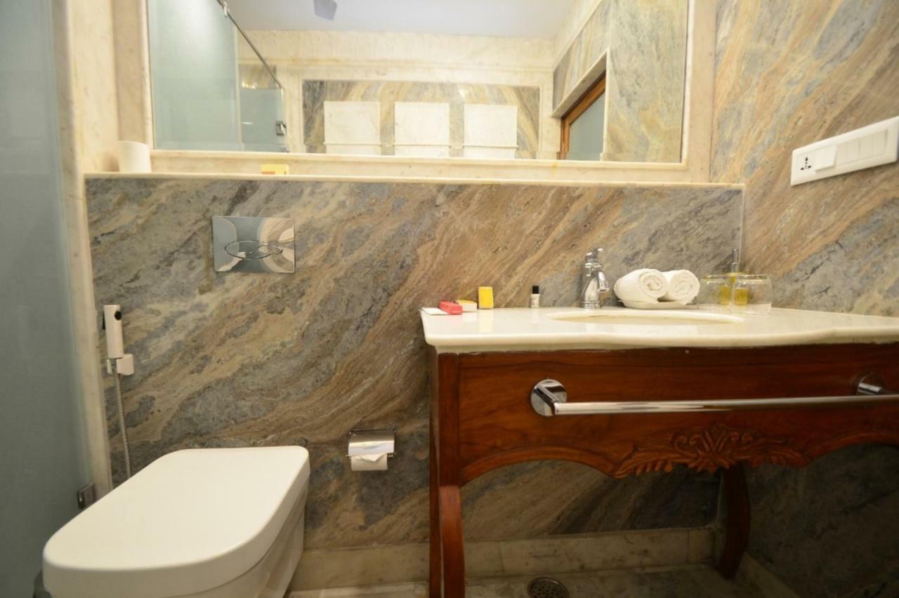 Hotel Kapish Smart-All Pure Veg Jaipur Luaran gambar